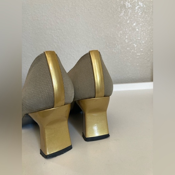 STUART WEITZMAN Beige Taupe Square Toe Heels Womens 8B - Picture 5 of 7